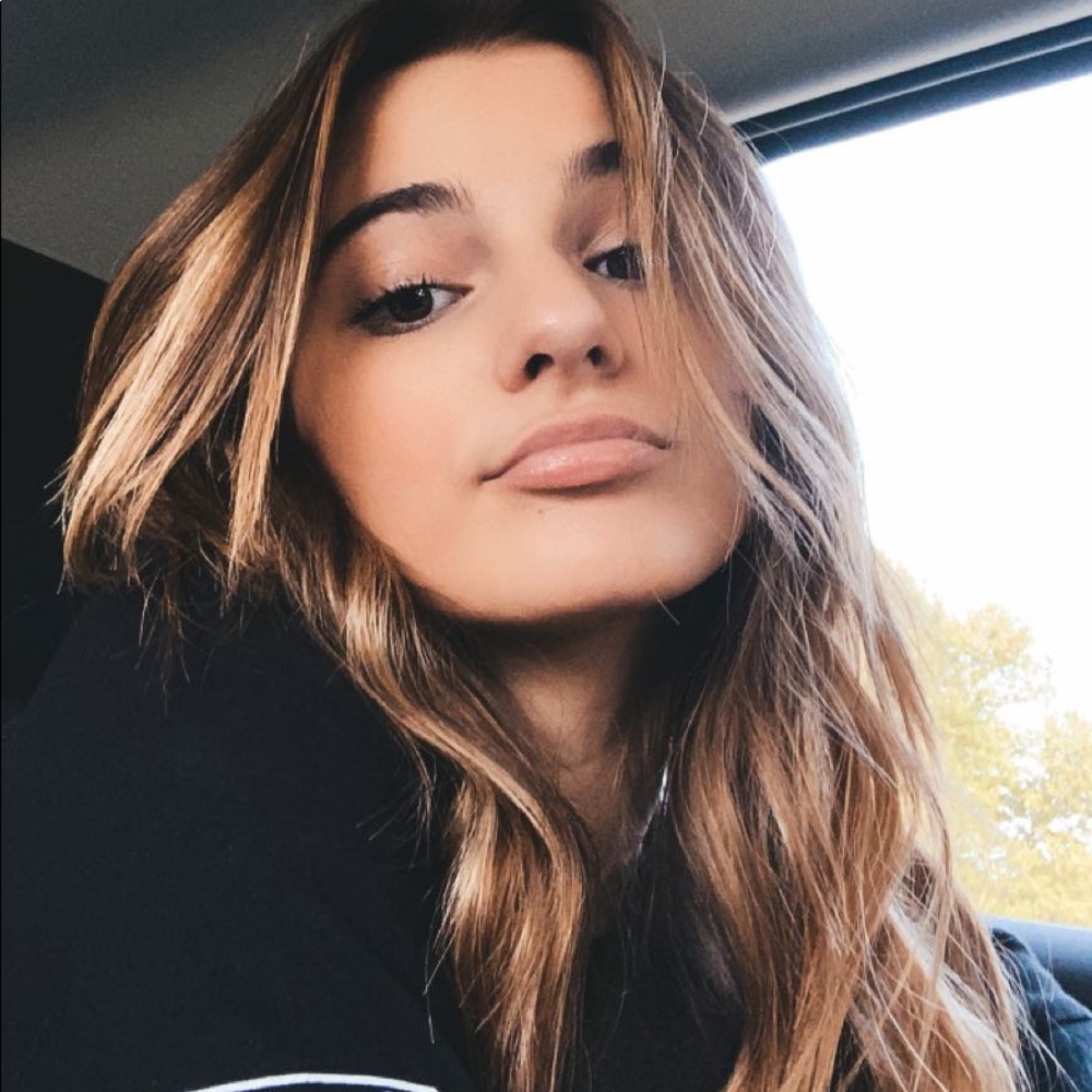 Meet your Posher, Lily